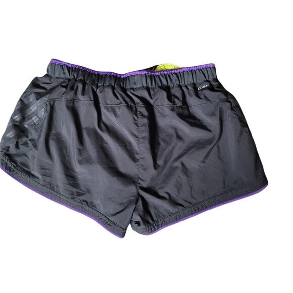 Adidas running short - Picture 2 of 5